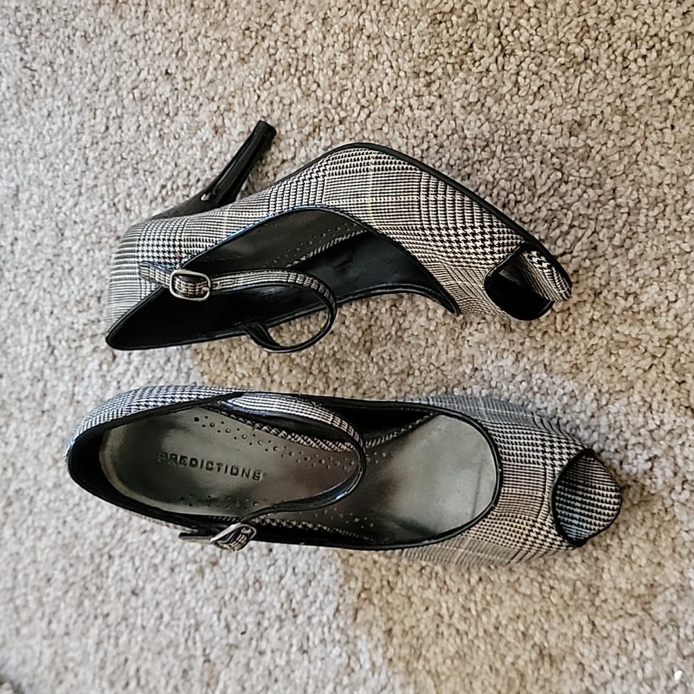 Black & Tan high heels